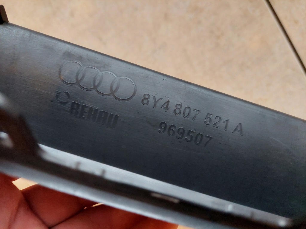 фото №13, Спойлер бампера - задняя - audi a3 8y - hb