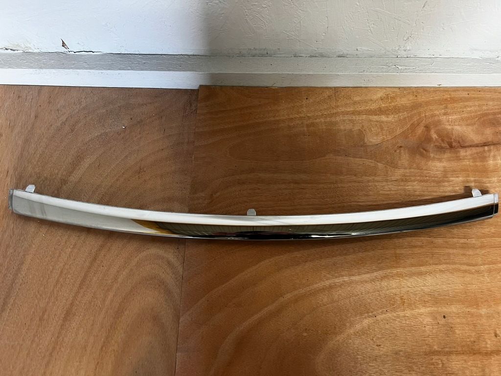 фото №1, Grand scenic 3 iii lift 2013 - 2015 молдинг хром бампера перед