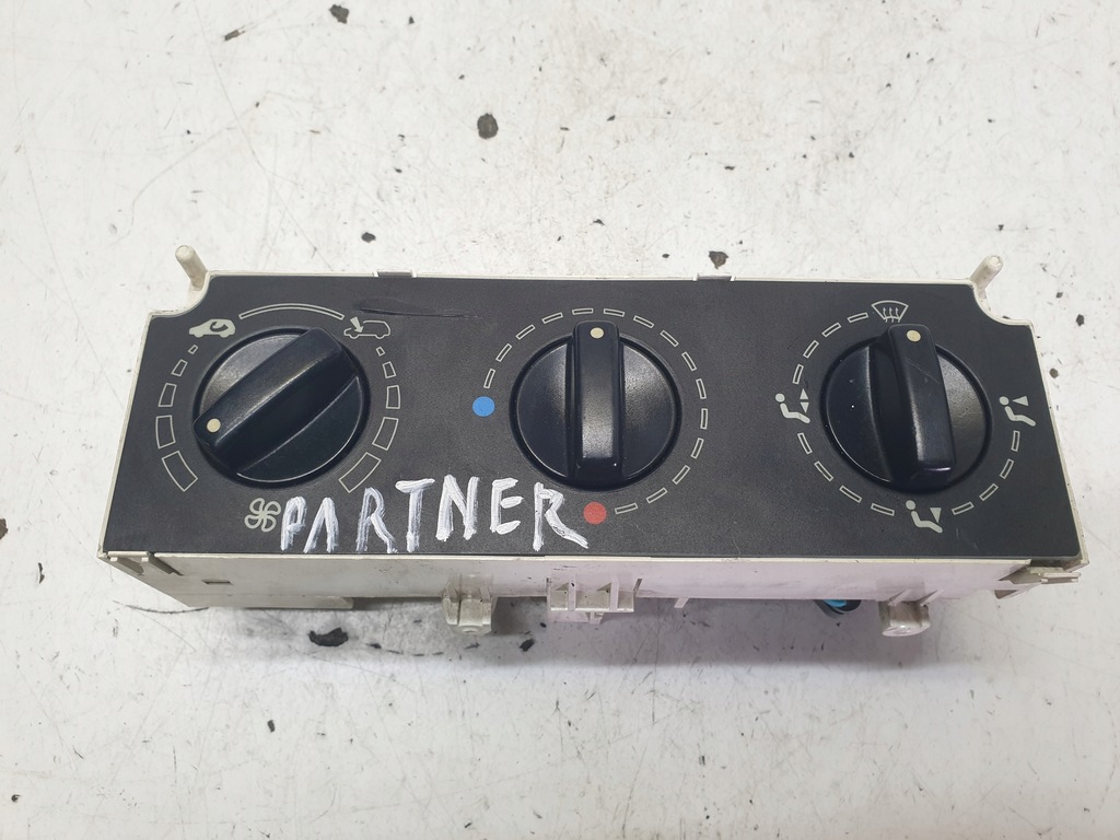 фото №1, Панель обдув peugeot partner i