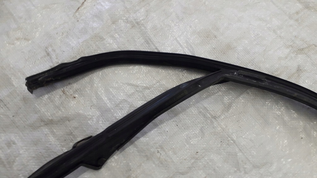 фото №13, Прокладка двері vw golf 5 v версія 3 двері рамка