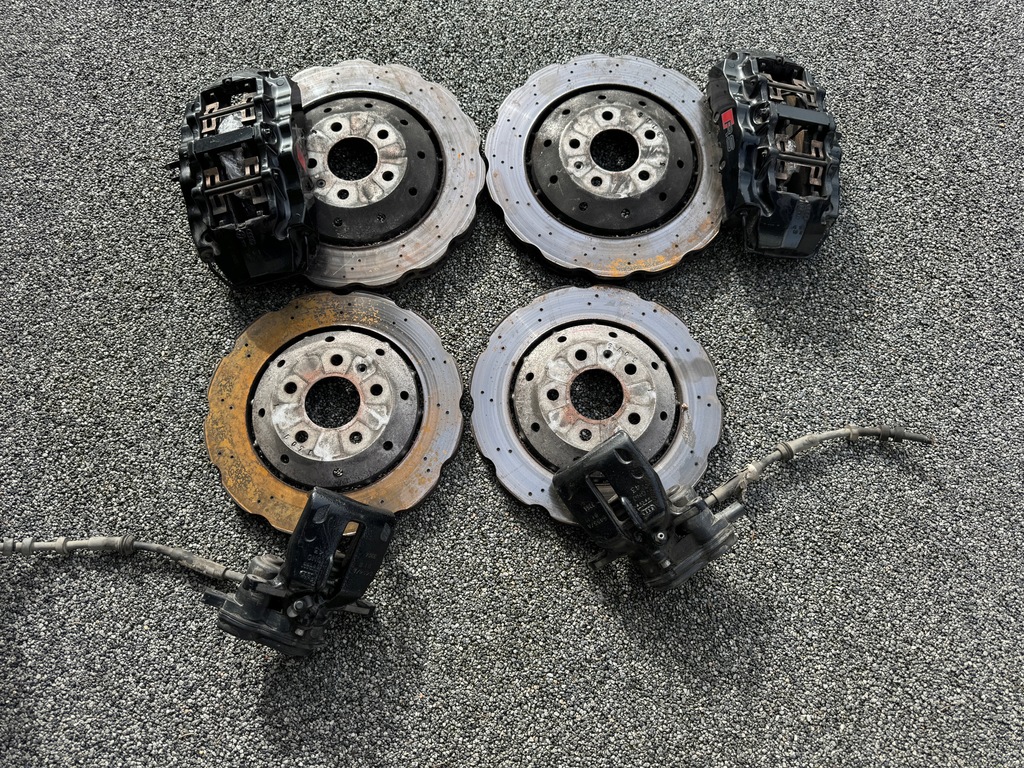 фото №1, Тормозные диски суппорты audi rs4