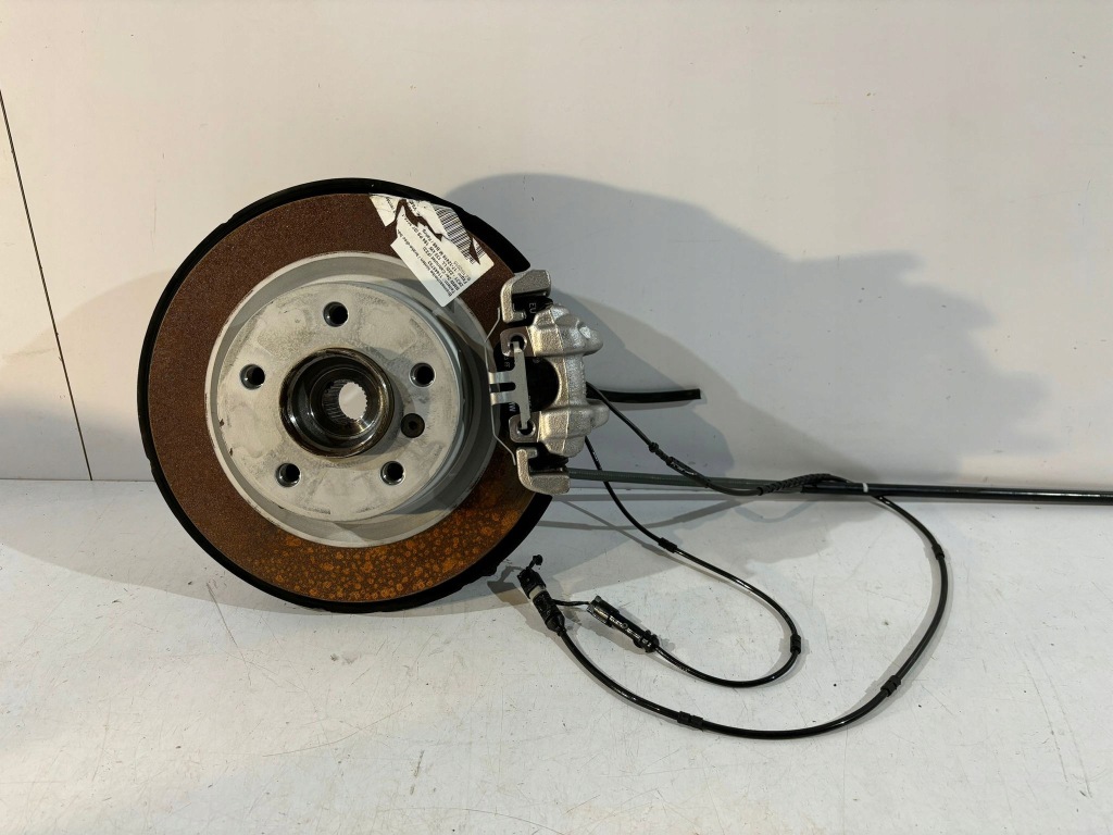 фото №1, Bmw 2 f22 / f23 поворотный кулак комплектная задняя r - 15068