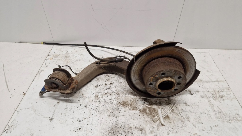 фото №1, Поворотный кулак ступица левый задняя bmw z4 e85 e86 1094463