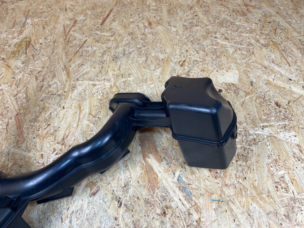 фото №12, Впуск повітрозабірник труба резонатор повітря toyota prius iv 17751-37110 17752-37120