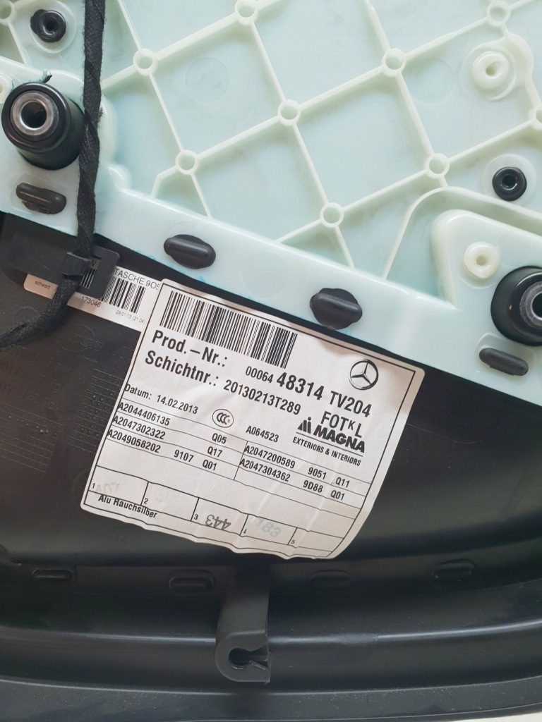 Купити Mercedes c-klasa w204 lift оббивка двері задня l