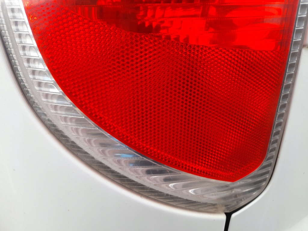 фото №11, Skoda roomster praktik лампа левый задняя левая задняя