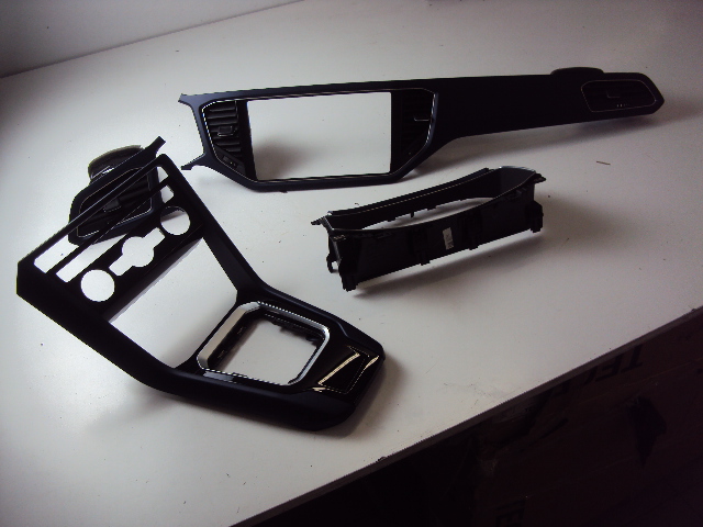 фото №1, Рамки декори панель приладів vw t-roc 1.5 tsi 20 r