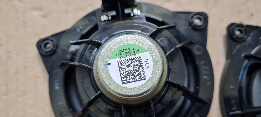 фото №5, S3 8v sedan a3 динамік полиця задня bang olufsen 8v0035416