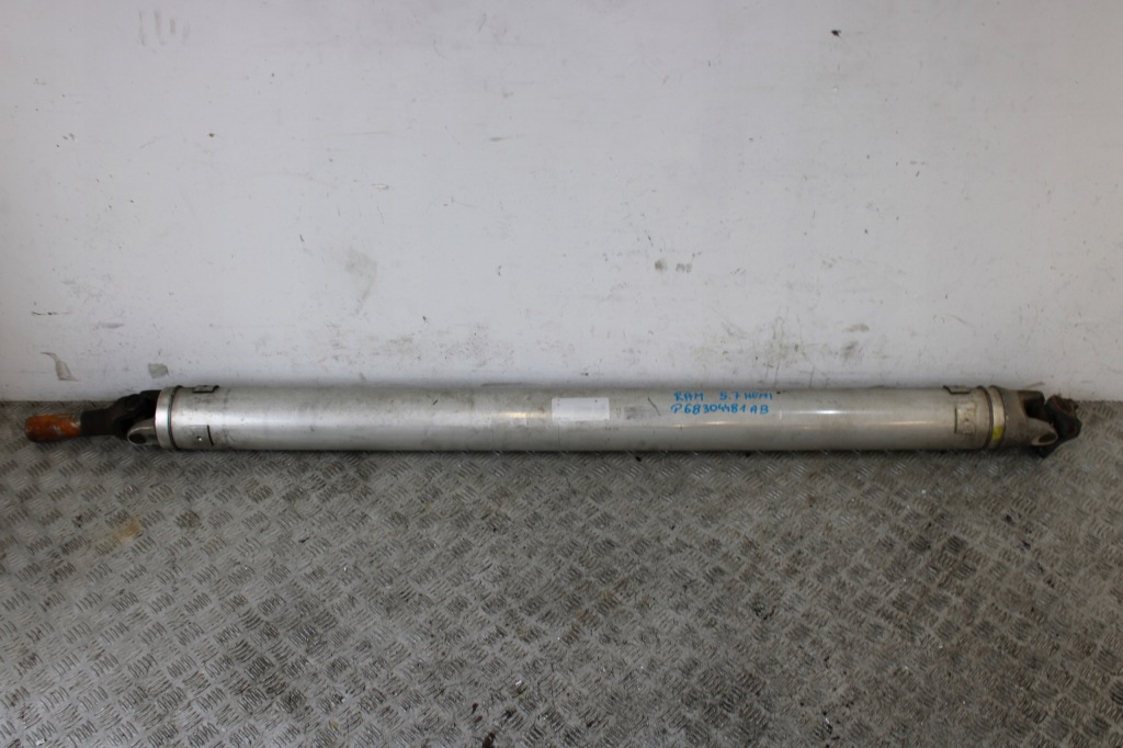 Купить Wał приводной кардан задний  dodge ram v 5 p68304481ab