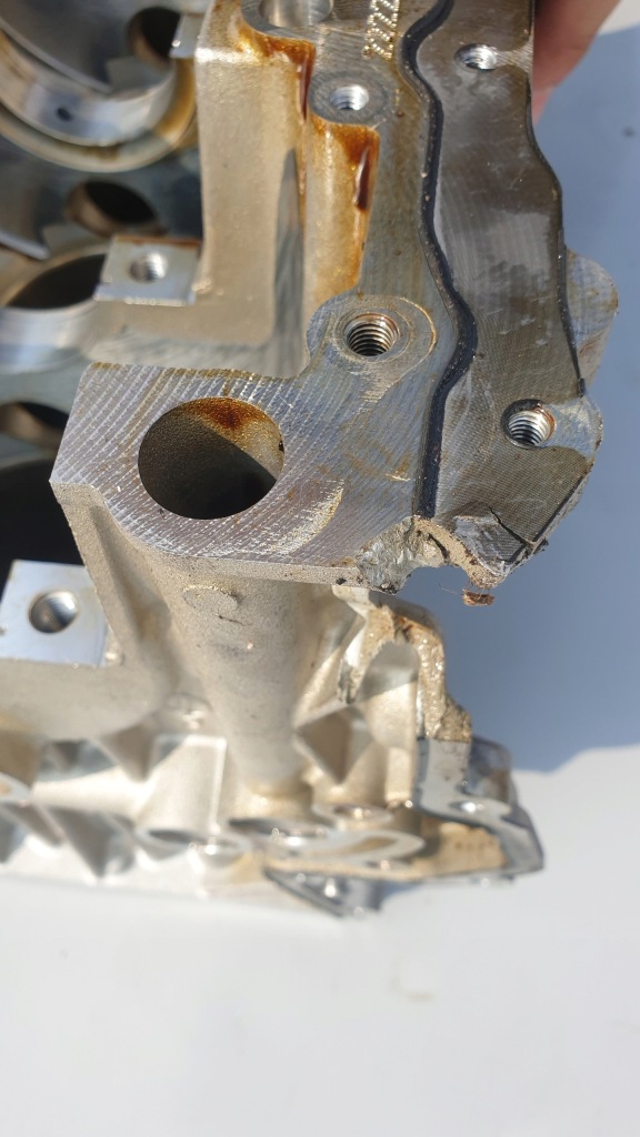 Блок двигателя 1.6 cgi mercedes w176 w117 cla gla w156 r2700106100 m270.910 Киев