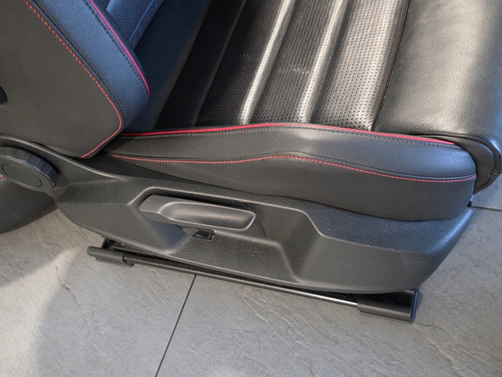 фото №11, Vw golf vii gti кожа сиденья заднее сиденье zerwona нитка обшивки с подогревом eu