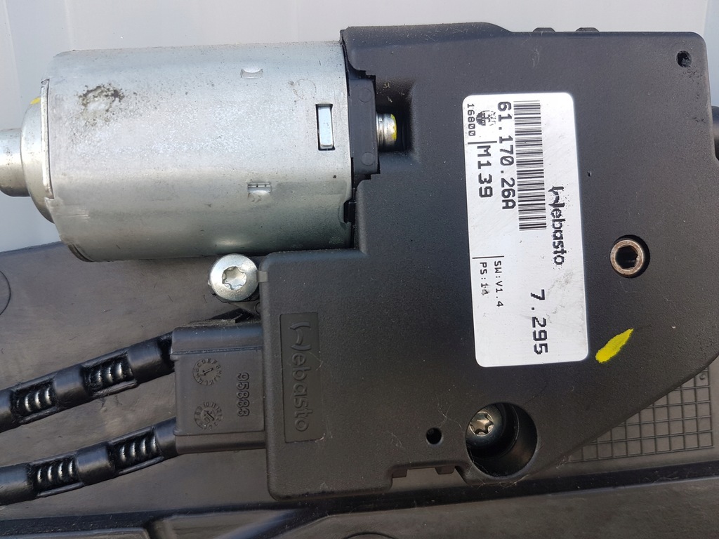 фото №9, Maserati quattroporte 04-13 люк kompletny