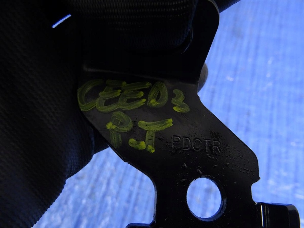 фото №4, Клипса поперечина правая задняя ceed iii 3