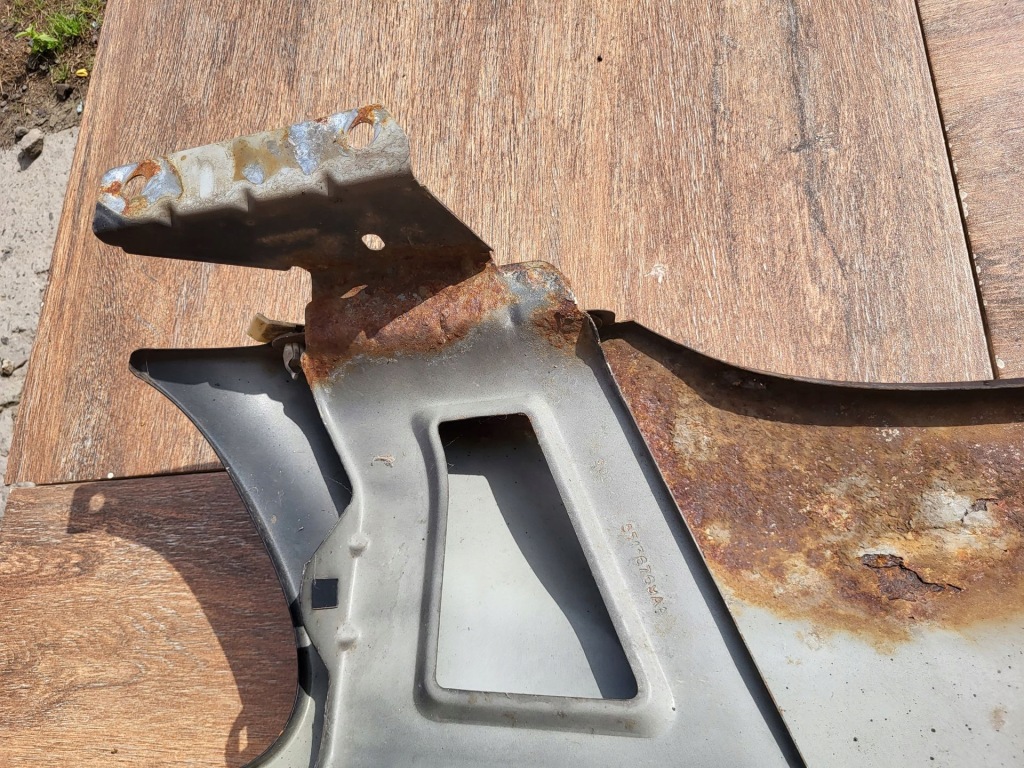 Jeep grand cherokee wj 99-04r крыло  левое  перед Киев