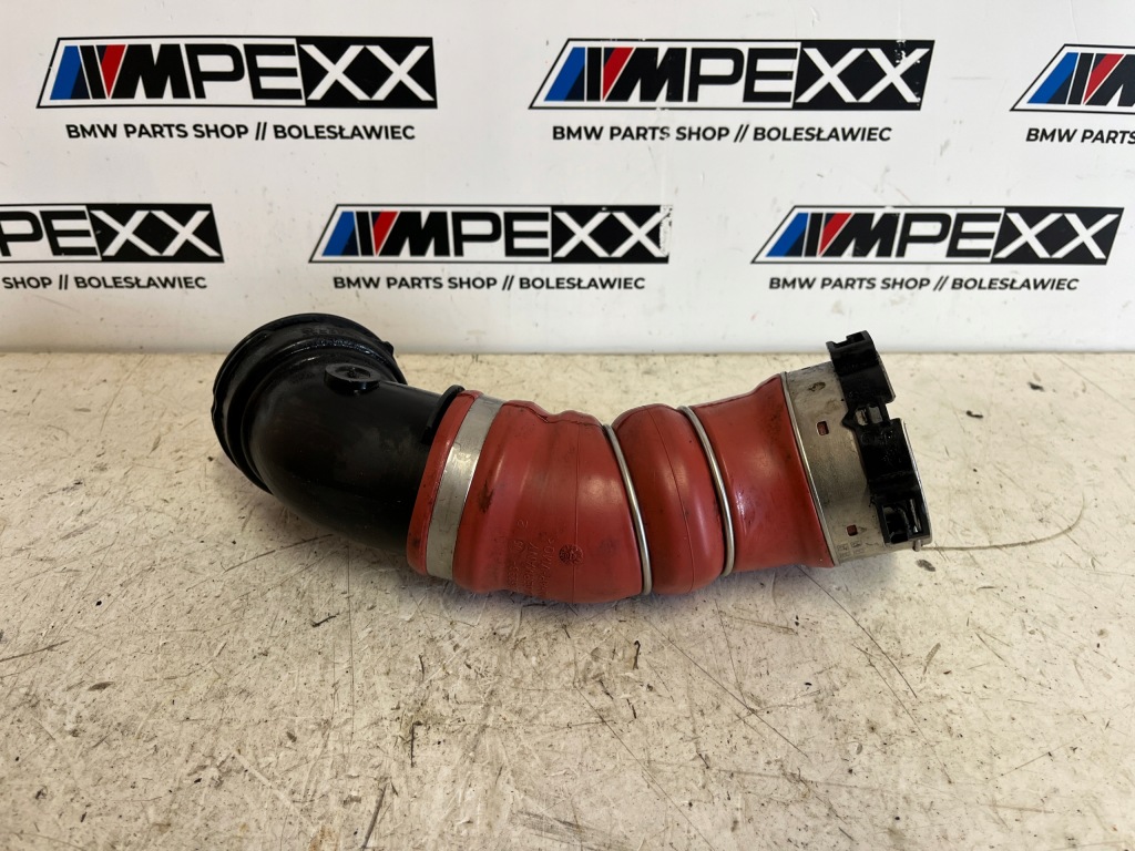 Купити Bmw e60 e61 e63 e64 рестайлінг  шланг труба інтеркулер 7796293