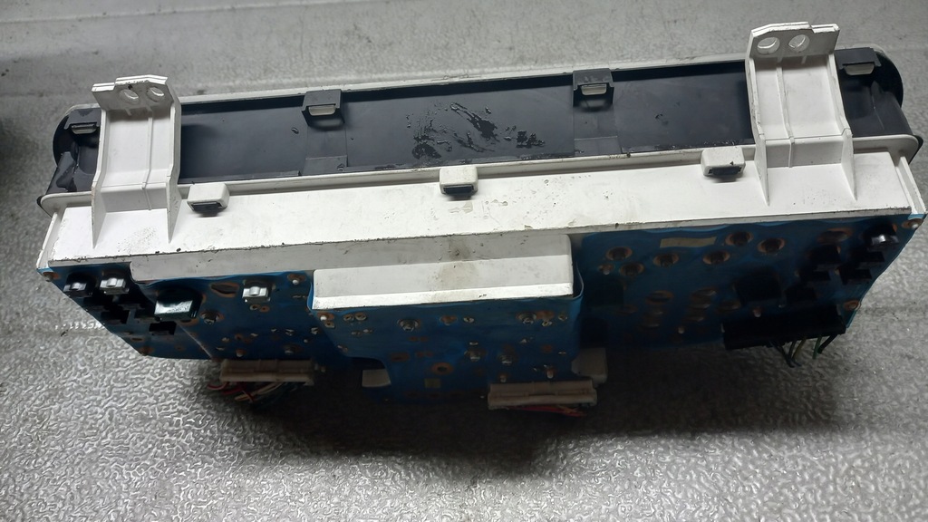 фото №4, Лічильник mazda 626 92r