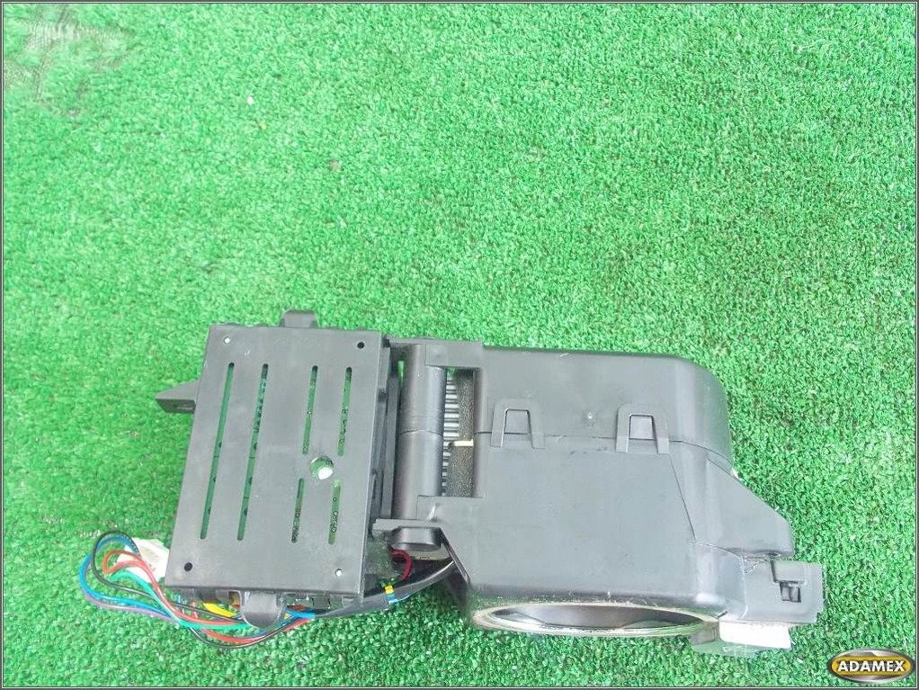 фото №7, Chrysler sebring ii 2007- кронштейн нагреватель чашка