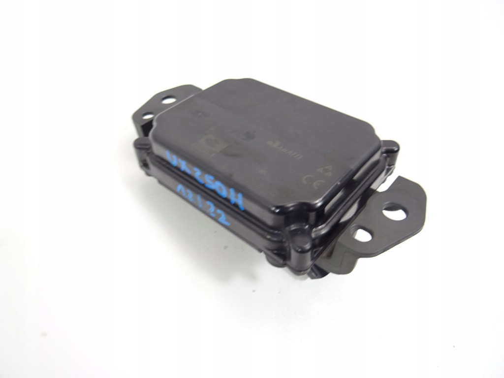 Lexus ux 250h радар distronic датчик датчик оригінал 88210-33120 Недорого