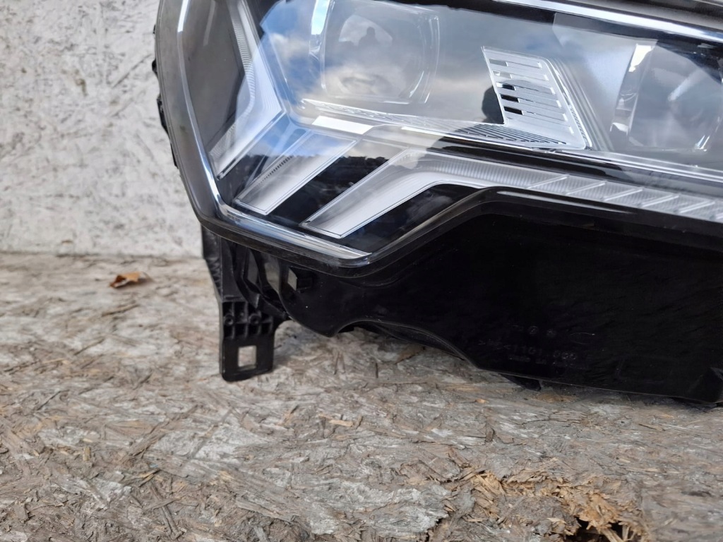 Audi q3 2019-25 год 83a941036 фара правый  matrix Цена