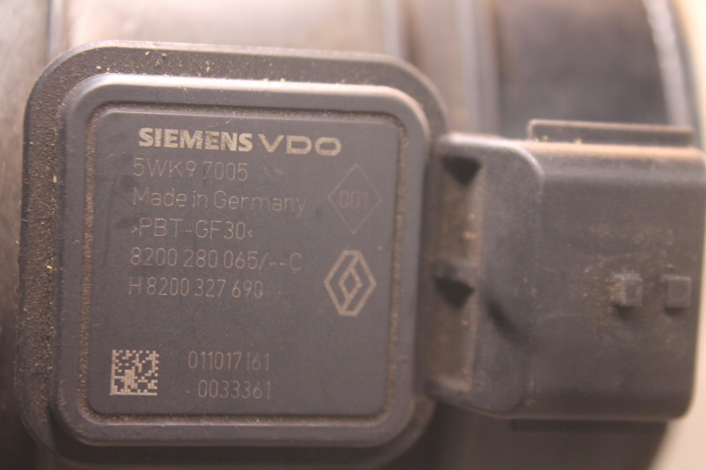 Расходомер датчик массового расхода воздуха 8200280065c renault 2.0 dci Доставка