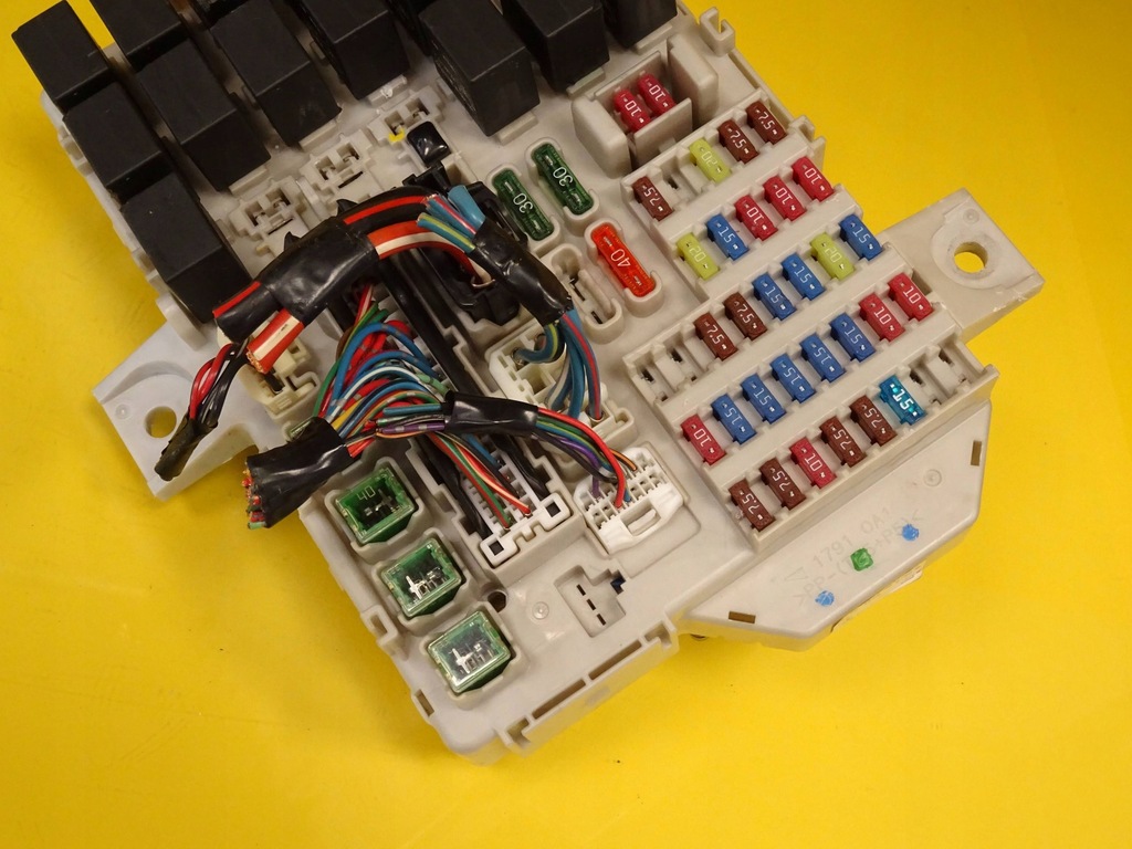 фото №7, Коробка запобіжників smart forfour i a4545400024 / mn108328 nr217