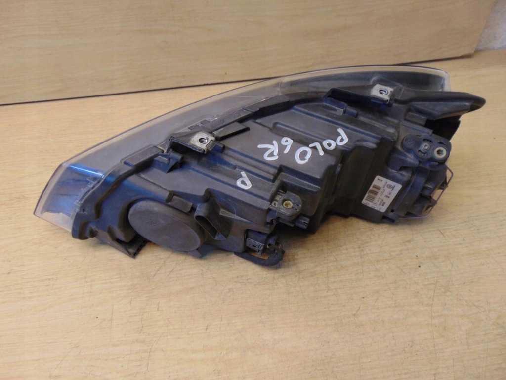 фото №10, Лампа правая перед vw polo 6r оригинал europa