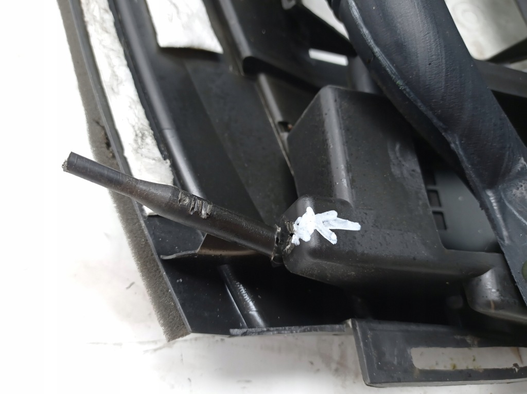 фото №8, Панель приладів nissan x-trail t30 68100 eq410