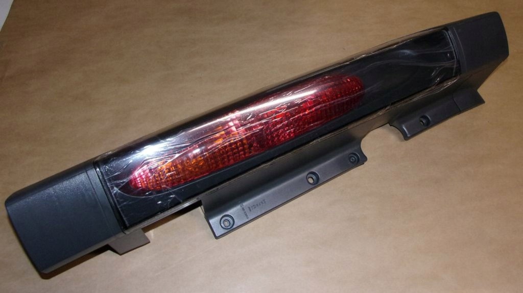 фото №2, Лампа задня r trafic ii ліва верхній 8200336828