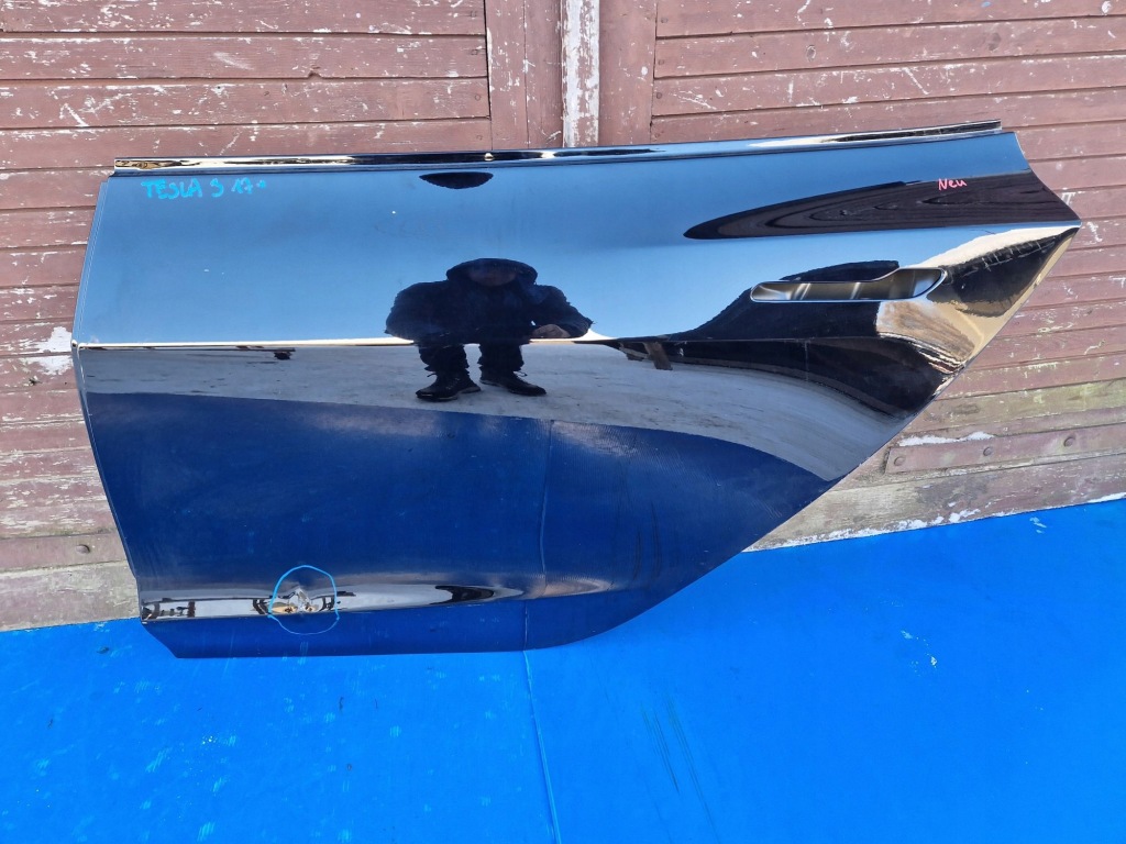Купити Двері ліва задні tesla model 3 2017r-