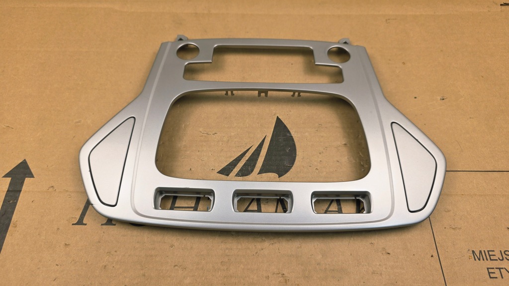 фото №9, Ford mondeo mk4 2007 - 2010 r. рамка радио консоли серебристая przedlift europa