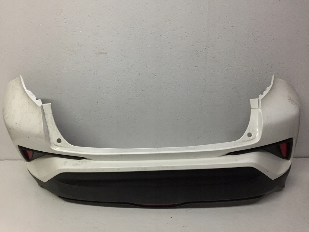 фото №1, Бампер задняя toyota chr 16-20 цвет 040 bez pdc