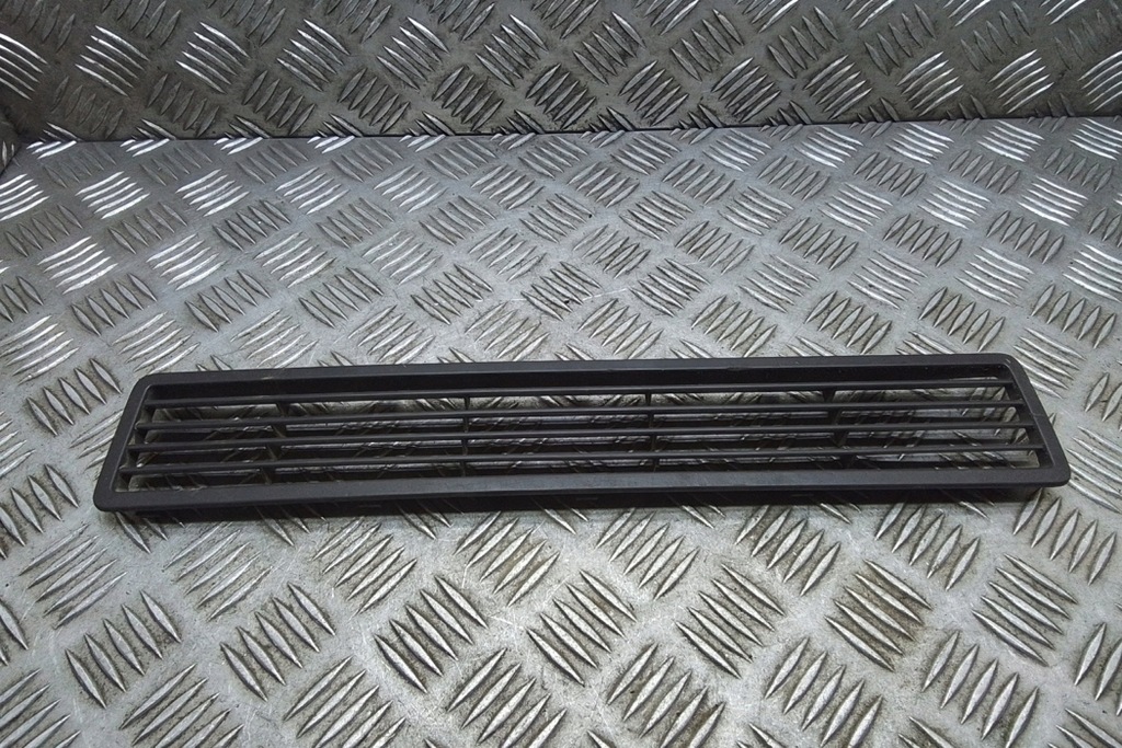 фото №7, Молдинг декоративна багажника vw multivan v 7hm, 7hn, 7hf, 7ef, 7em, 7en