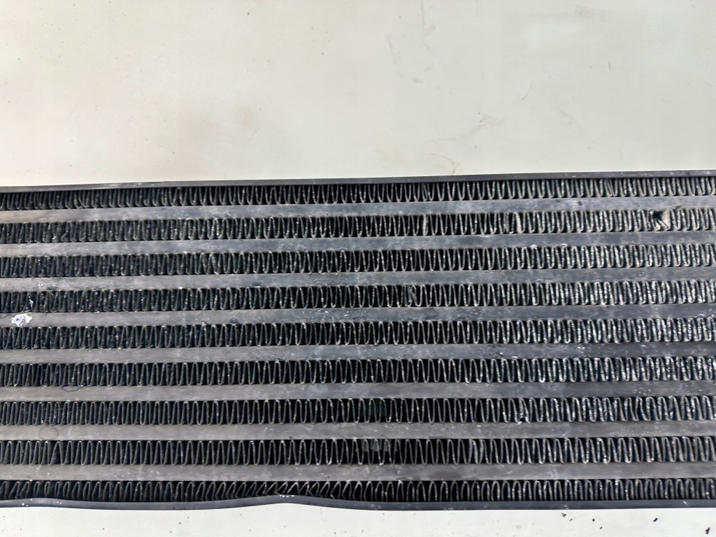 Интеркулер радиатор воздуха 2.2 tid saab 93 9-3 etp8153 Доставка