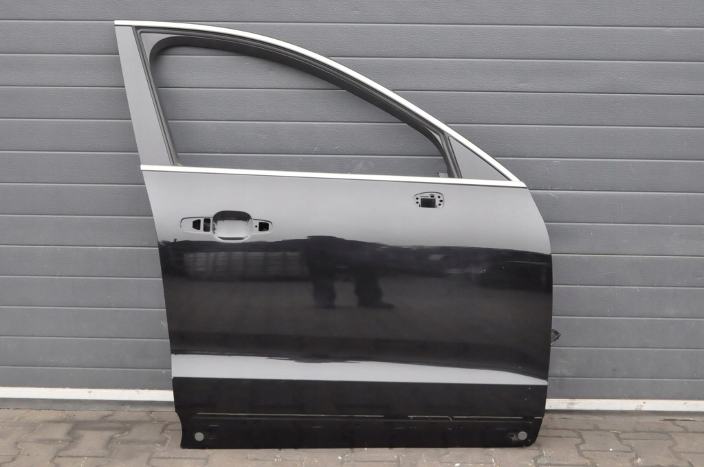 фото №1, Volvo xc60 ii 18-24 дверь правый перед правое передние 717