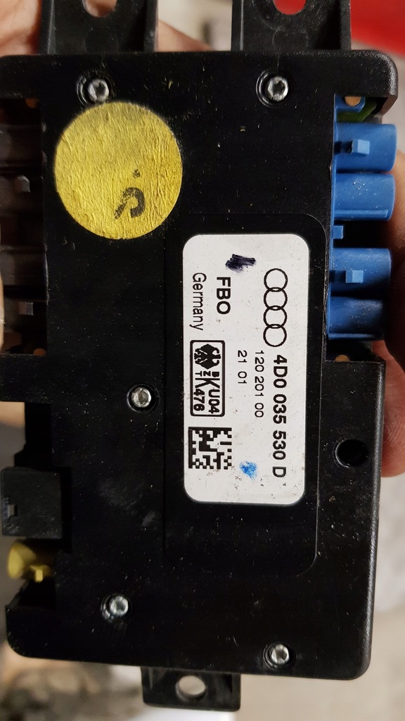 фото №6, Audi a8 d2 усилитель антенны 4d0035530d