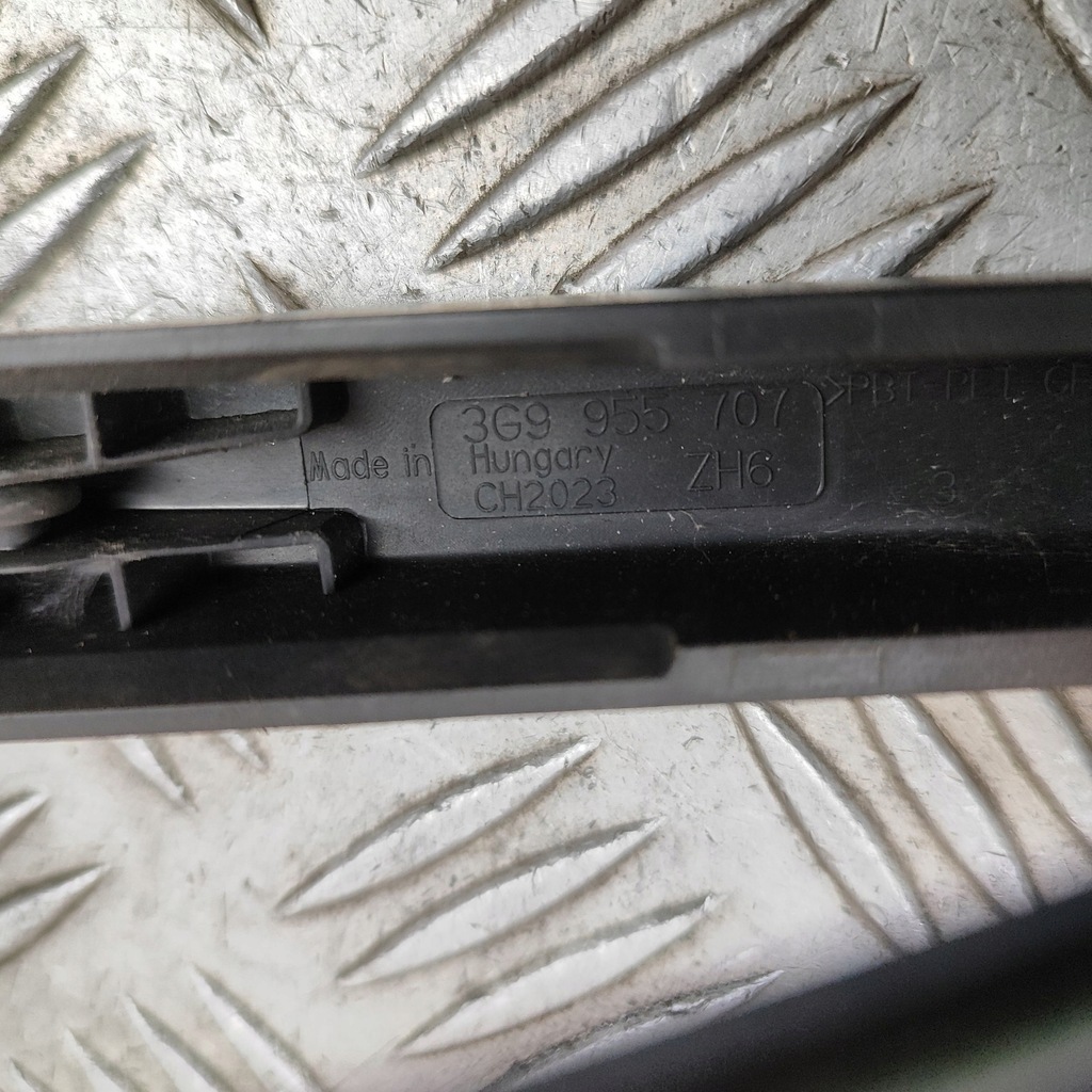 фото №6, Volkswagen passat b8 2016 важіль двірники скло задній