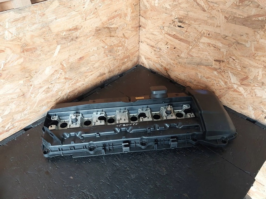 фото №16, Кришка клапанів bmw 3 e46 320i m52b20tu 1432928 14329280 1928403154
