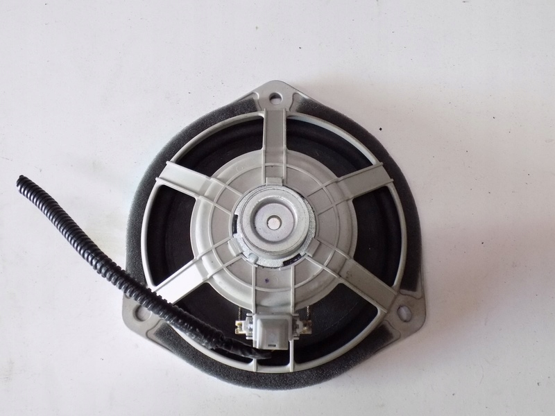 фото №16, Honda fr-v 05r динамик заводской eas16p648b