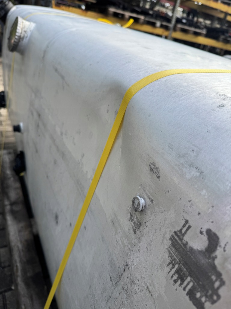 Бак пального adblue 880l mercedes actros mp 4 Київ