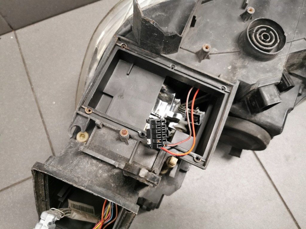 фото №12, Лампа правый перед vw phaeton eu 3d1941016g