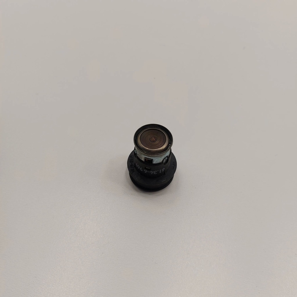 фото №1, 2008 mini one - cooper clubman r55 прикуриватель