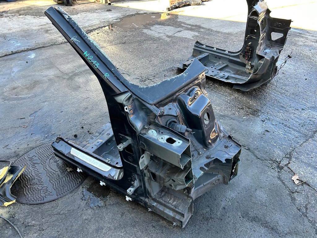 фото №1, Mercedes w213 блок двигателя a порог правый 197