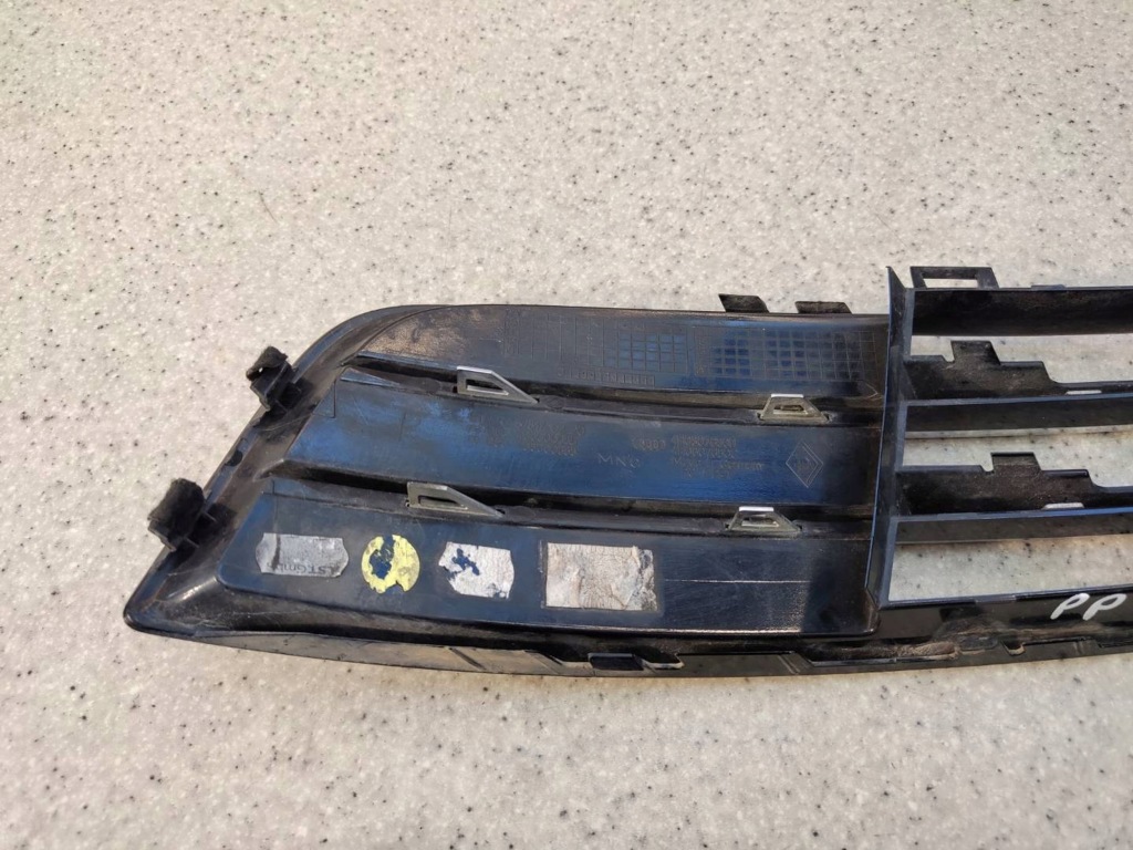 фото №6, Решётка бампера нижняя правая перед передняя audi a8 d4 4h 4h0807680b