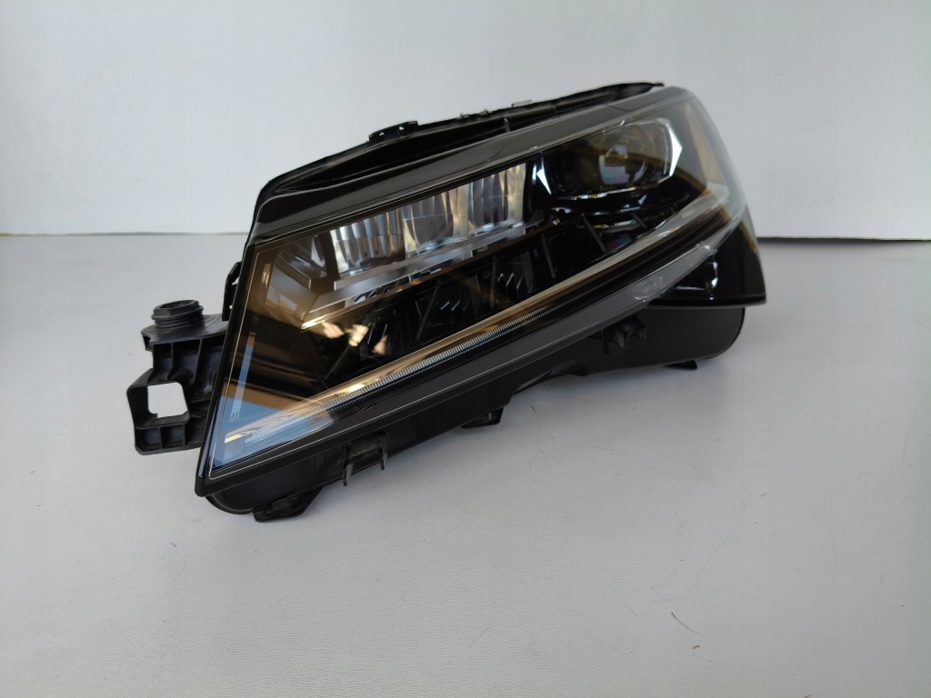 Купить Фара левая фара skoda superb 3 3v 3v0 19- рестайлинг  full led