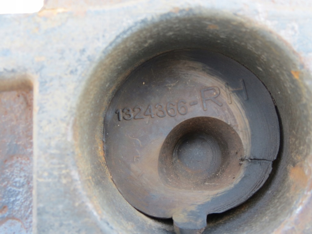 фото №6, Кронштейн кронштейн амортизатора відбійник скоба scania r 1354062 1354061 scania p