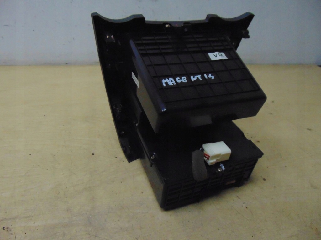 фото №4, Пепельница бардачок kia magentis ii 2006 rok