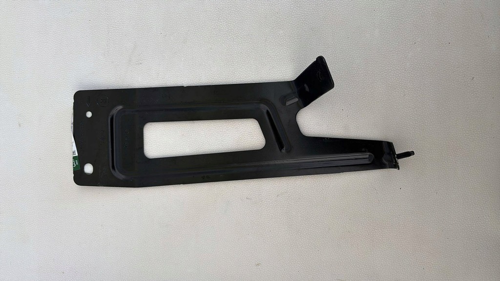 фото №1, Land rover range rover velar направляющая бампера задняя правый hk83102a98ac новый