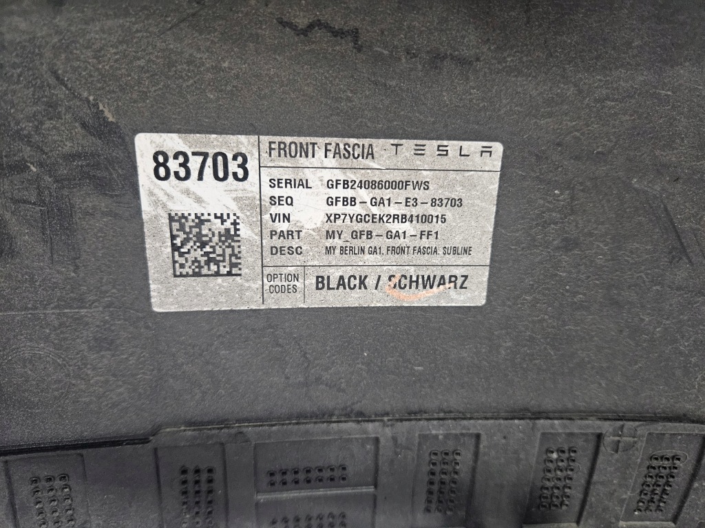 Tesla model 3 2017 - 2020 бампер передній перед 1530701-03-b Київ