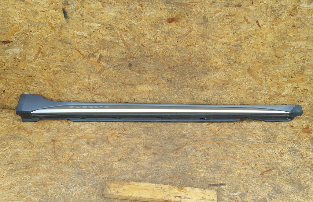 фото №1, Audi a6 c8 allroad молдинг поріг 4k9853856