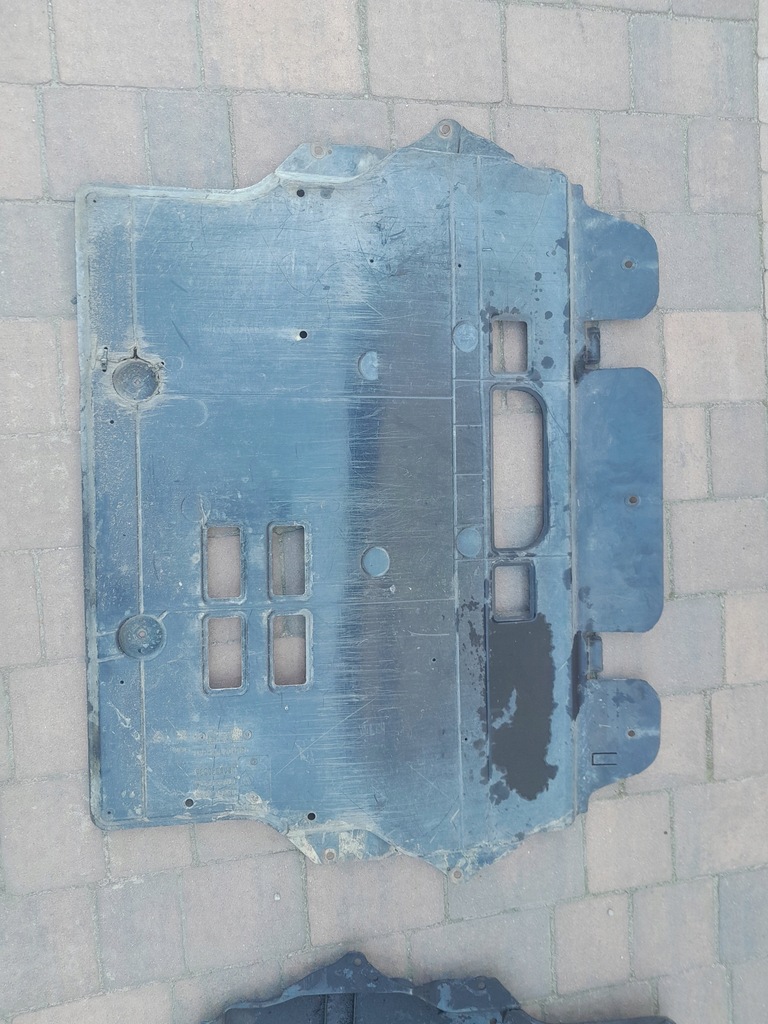 фото №1, Citroen c4 ii b7 защита двигателя пол двигателя